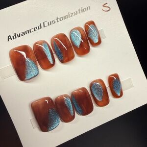 Amber Blue Short Press On Nails